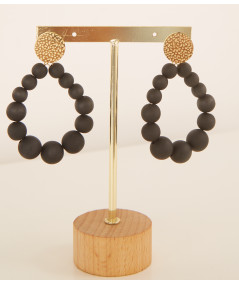 boucles d'oreilles noires