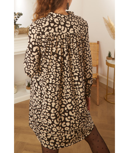 robe noire motif léopard beige