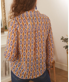 chemise bleue imprimée géométrique