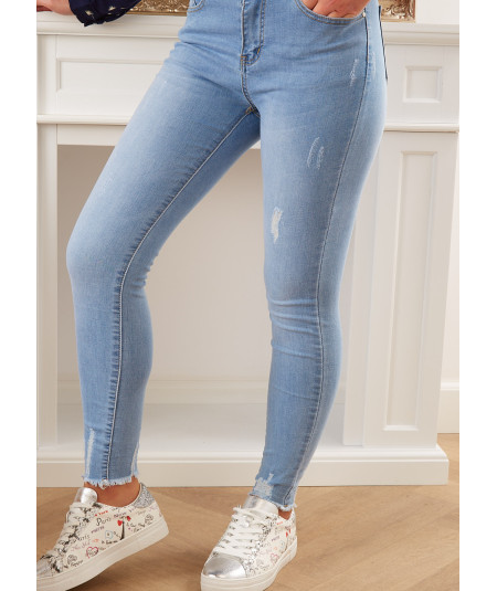 light jeans with ripped effect