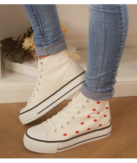 baskets hautes blanches bisous