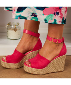 sandalias de cuña con suela de paja fushia