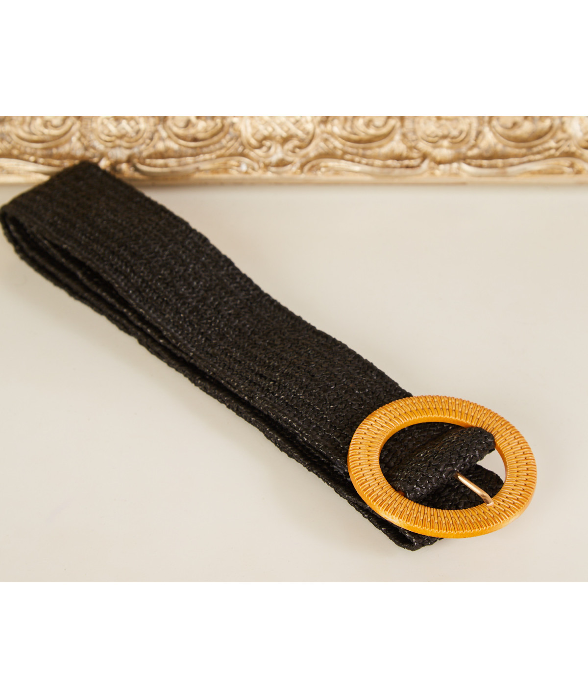 ceinture noire boucle dorée