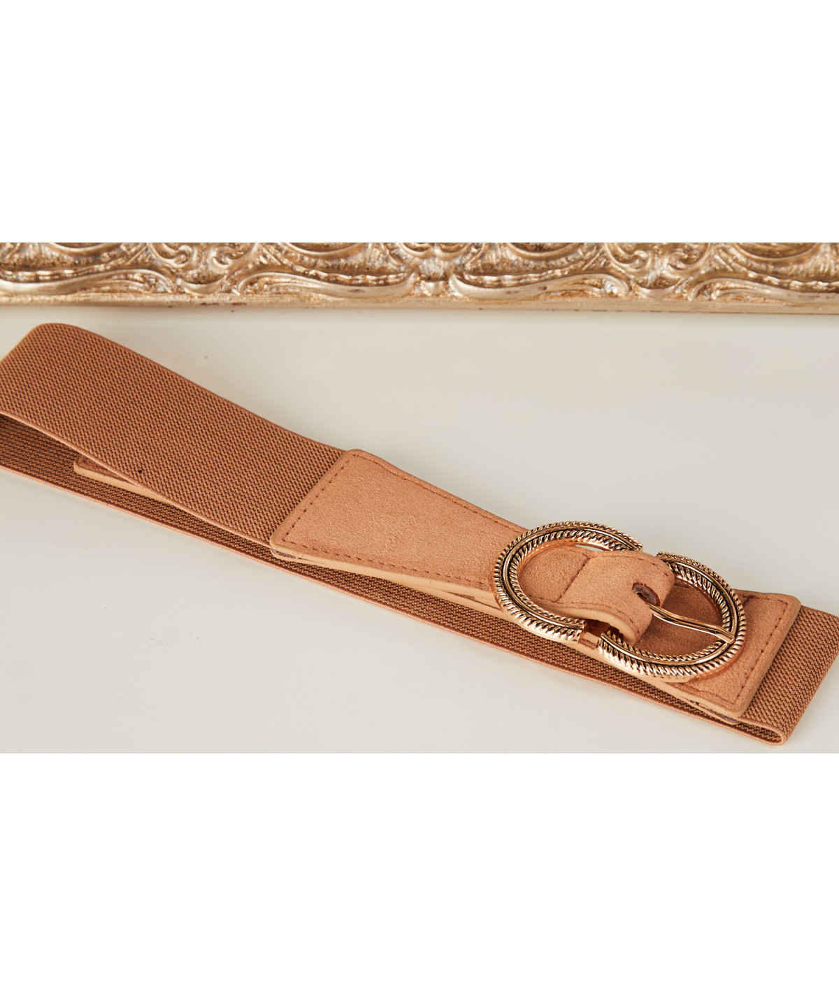 ceinture camel boucle dorée