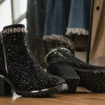Bottines paillettes noires à talon, fermeture éclair latérale